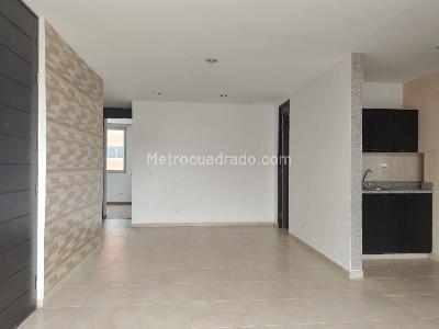 Apartamento en arriendo en Laureles, Medellín · foto 2 de 14