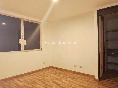 Apartamento en arriendo en Laureles, Medellín · foto 7 de 14