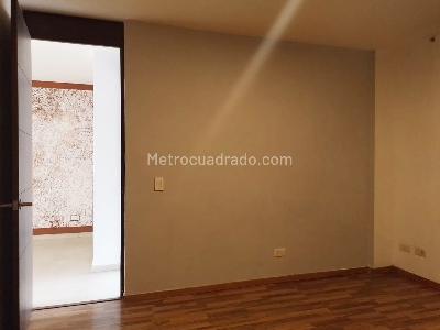 Apartamento en arriendo en Laureles, Medellín · foto 8 de 14