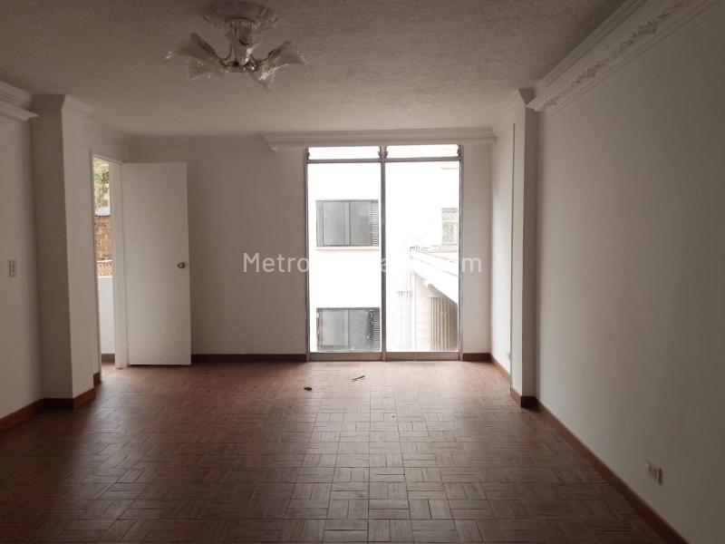 Charming 2BR Apartment in Laureles