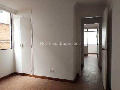 Apartamento en venta en Laureles, Medellín · foto 12 de 16