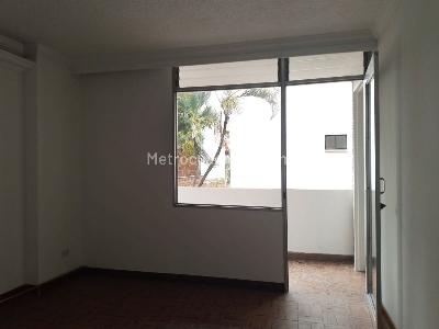 Apartamento en venta en Laureles, Medellín · foto 13 de 16