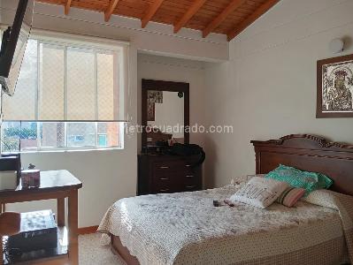 Apartamento en venta en Laureles, Medellín · foto 8 de 17