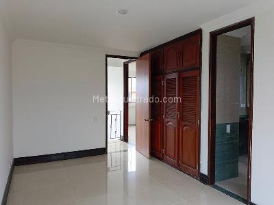 Apartamento de 4 alcobas en venta en Belen, Medellín, 170 m² · foto 12 de 18