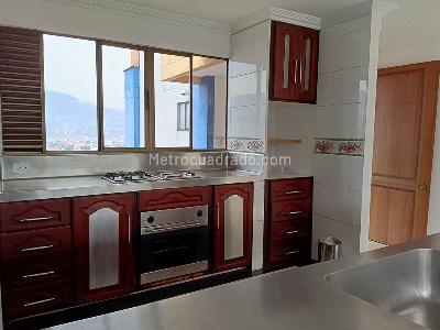 Apartamento de 4 alcobas en venta en Belen, Medellín, 170 m² · foto 9 de 18