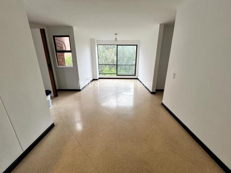 3BR Apartment in Gated Community near Parks in Belen