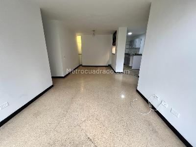 Apartamento en venta en Belen, Medellín · foto 3 de 14