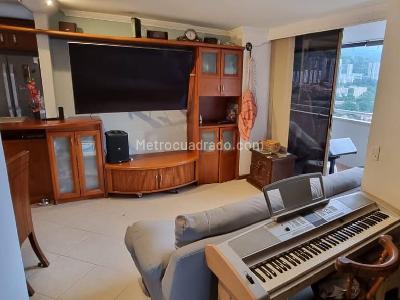 Apartamento de 3 alcobas en venta en Belen, Medellín, 64 m² · foto 2 de 11