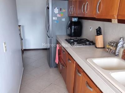Apartamento de 3 alcobas en venta en Belen, Medellín, 64 m² · foto 5 de 11