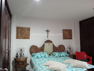 Apartamento en venta en Laureles, Medellín · foto 7 de 18