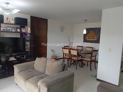 Apartamento de 3 alcobas en venta en Belen, Medellín, 96 m² · foto 2 de 18