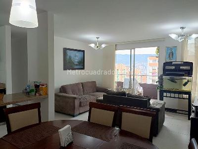 Apartamento de 3 alcobas en venta en Belen, Medellín, 96 m² · foto 3 de 18