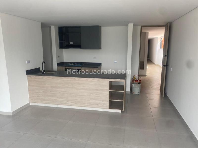 Modern 2BR Apartment in Belen - 2