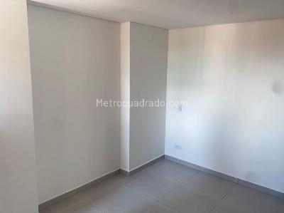 Apartamento en arriendo en Belen, Medellín · foto 8 de 12