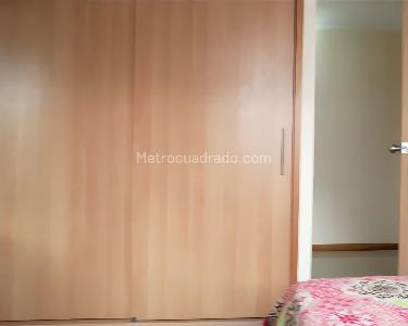 Apartamento de 3 alcobas en arriendo en Belen, Medellín, 90 m² · foto 10 de 12