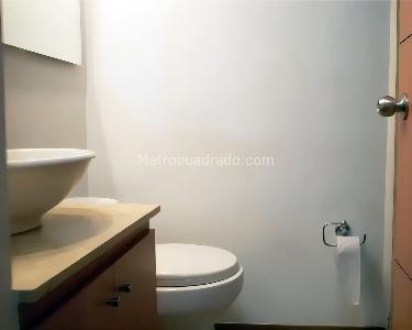 Apartamento de 3 alcobas en arriendo en Belen, Medellín, 90 m² · foto 11 de 12