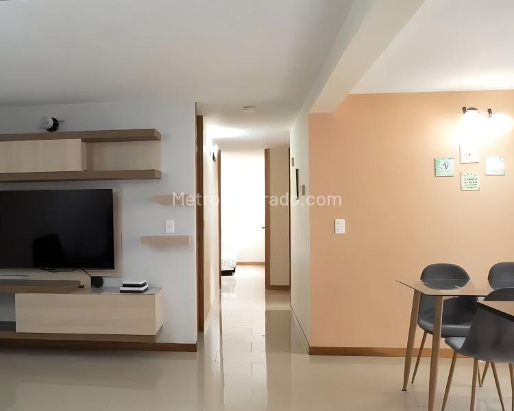Apartamento de 3 Alcobas en Belén con Amenities