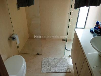 Apartamento de 3 alcobas en venta en Laureles, Medellín, 100 m² · foto 18 de 20
