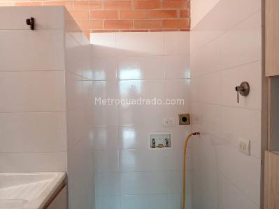 Apartamento de 3 alcobas en venta en Laureles, Medellín, 100 m² · foto 19 de 20
