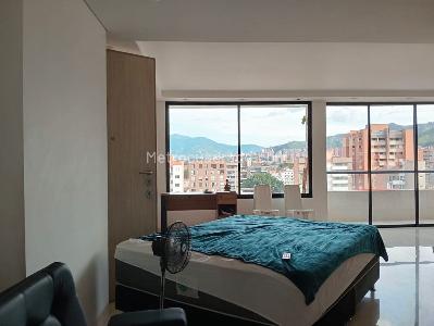 Apartamento de 3 alcobas en venta en Laureles, Medellín, 100 m² · foto 3 de 20