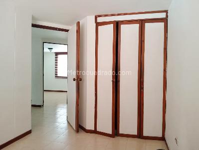 Apartamento en venta en Laureles, Medellín · foto 12 de 20