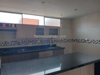 Apartamento en venta en Laureles, Medellín · foto 6 de 20