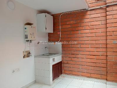 Apartamento de 3 alcobas en venta en Laureles, Medellín, 157 m² · foto 18 de 19