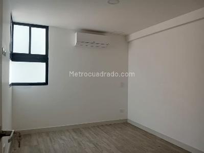 Apartamento de 3 alcobas en venta en Laureles, Medellín, 131 m² · foto 11 de 19