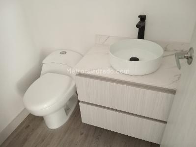 Apartamento de 3 alcobas en venta en Laureles, Medellín, 131 m² · foto 17 de 19