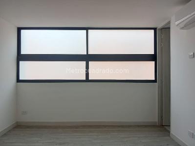 Apartamento de 3 alcobas en venta en Laureles, Medellín, 131 m² · foto 9 de 19