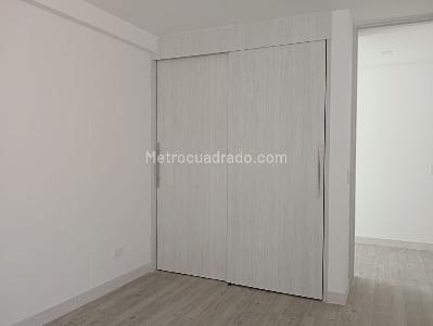Apartamento de 3 alcobas en venta en Laureles, Medellín, 120 m² · foto 10 de 19