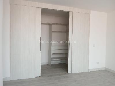 Apartamento de 3 alcobas en venta en Laureles, Medellín, 120 m² · foto 13 de 19