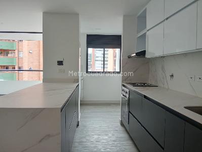Apartamento de 3 alcobas en venta en Laureles, Medellín, 120 m² · foto 4 de 19