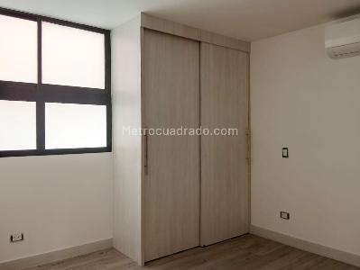 Apartamento de 3 alcobas en venta en Laureles, Medellín, 120 m² · foto 8 de 19