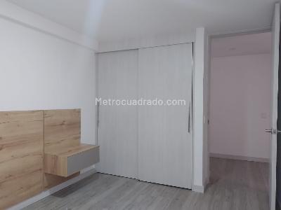 Apartamento en venta en Laureles, Medellín · foto 9 de 16
