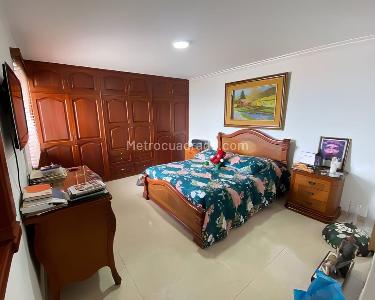 Apartamento en venta en Laureles, Medellín · foto 10 de 13