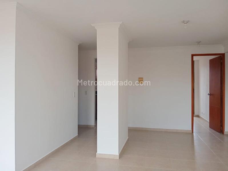 Spacious 3BR Apartment with Gym in Laureles - 2
