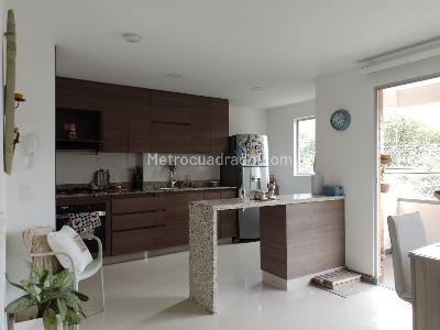 Apartamento en venta en La America, Medellín · foto 8 de 18