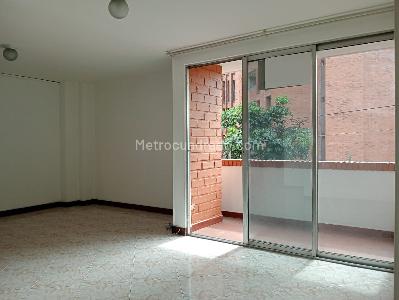 Apartamento en venta en Laureles, Medellín · foto 4 de 20