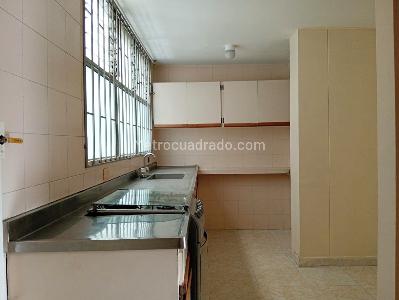 Apartamento en venta en Laureles, Medellín · foto 5 de 20