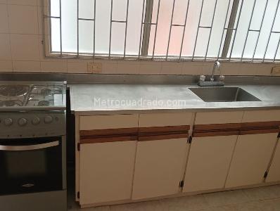 Apartamento en venta en Laureles, Medellín · foto 8 de 20