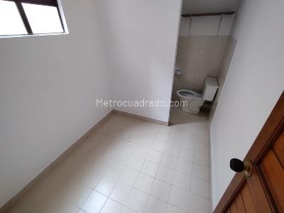 Apartamento de 3 alcobas en venta en Laureles, Medellín, 127 m² · foto 15 de 19