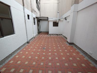 Apartamento de 3 alcobas en venta en Laureles, Medellín, 127 m² · foto 18 de 19