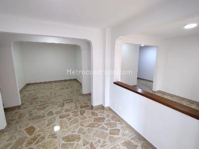 Apartamento de 3 alcobas en venta en Laureles, Medellín, 127 m² · foto 6 de 19