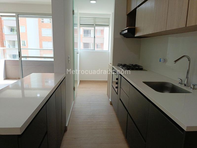 Cozy 3BR Apartment in Guayabal - 6