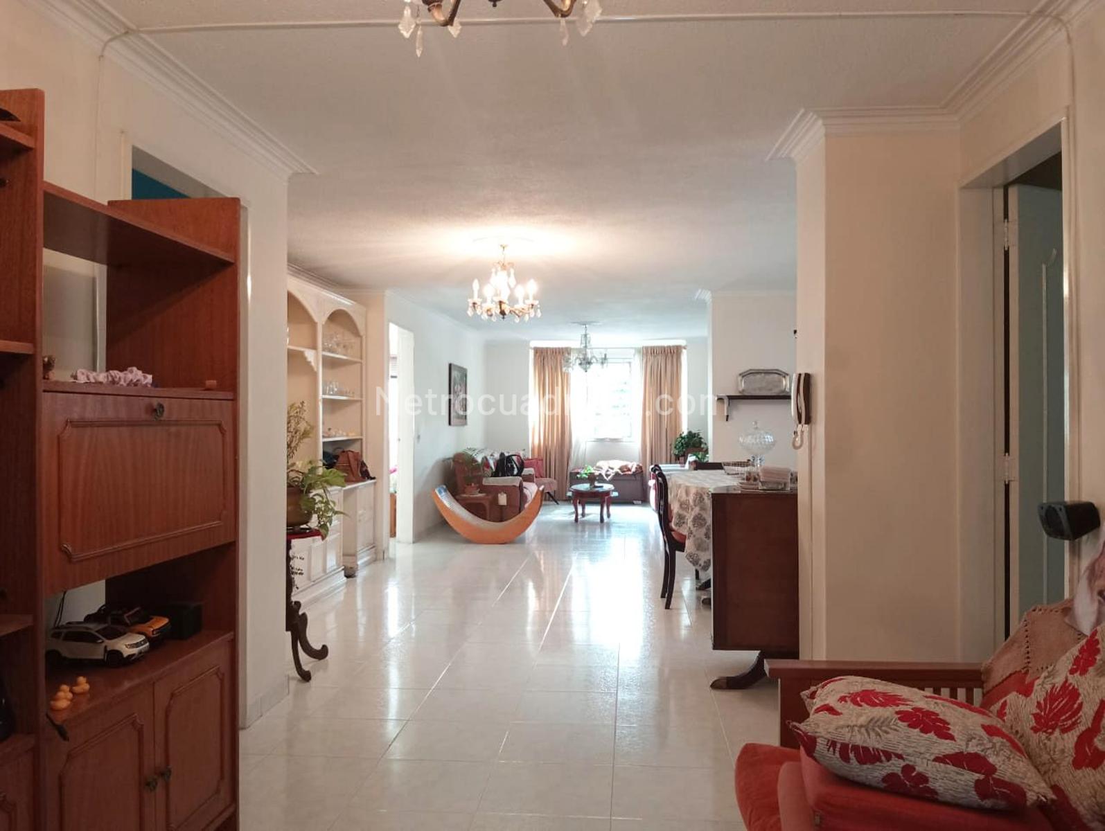 Apartamento de 4 habitaciones en venta en Laureles, Medellín — imagen 1 de 20