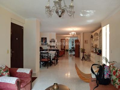 Apartamento en venta en Laureles, Medellín · foto 2 de 20
