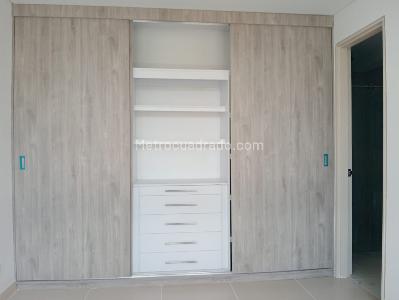 Apartamento en venta en La America, Medellín · foto 7 de 19