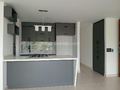 Apartamento en venta en La America, Medellín · foto 4 de 20