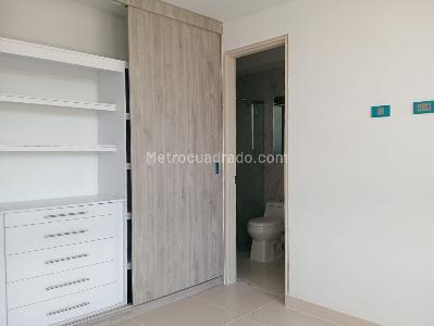 Apartamento en venta en La America, Medellín · foto 6 de 19